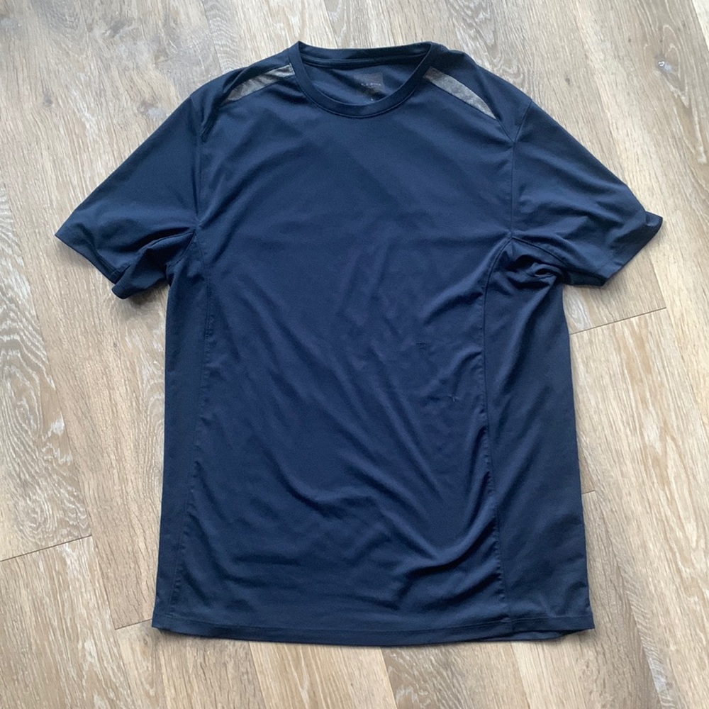 Greg Norman Shark DriFit-like Tshirt / 4.99 SHIPPING